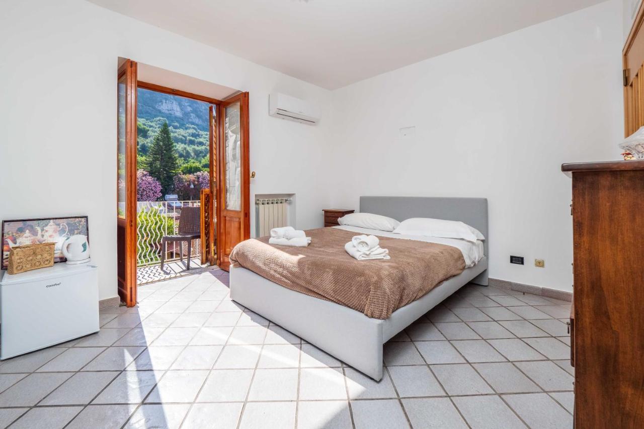 Maison Rosa Meta Luaran gambar