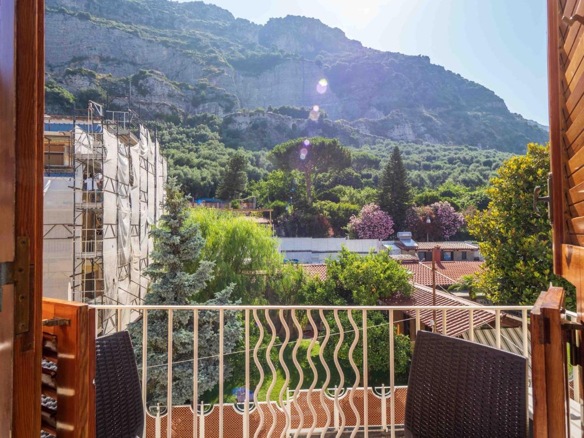 Maison Rosa Meta Luaran gambar