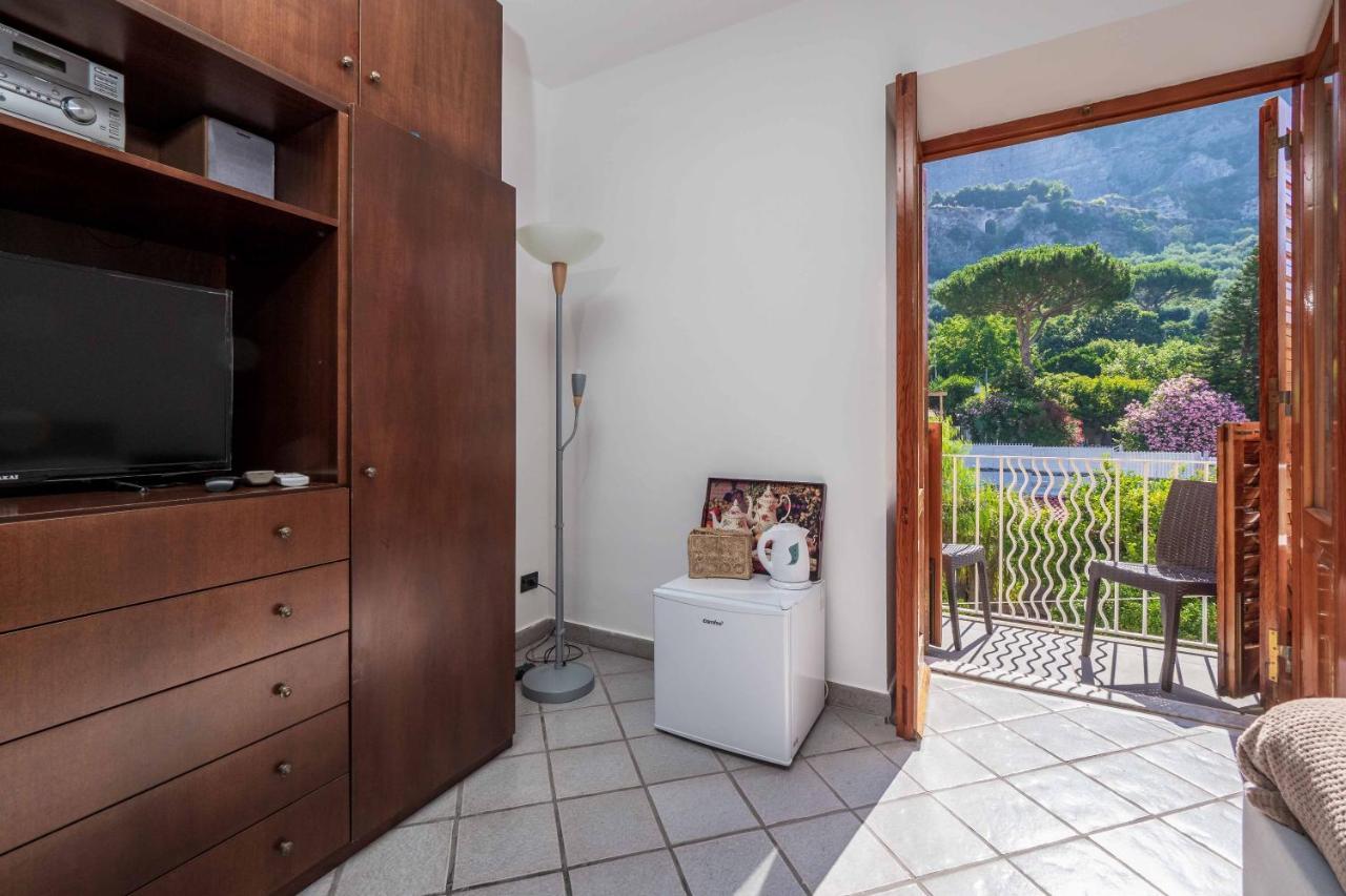 Maison Rosa Meta Luaran gambar